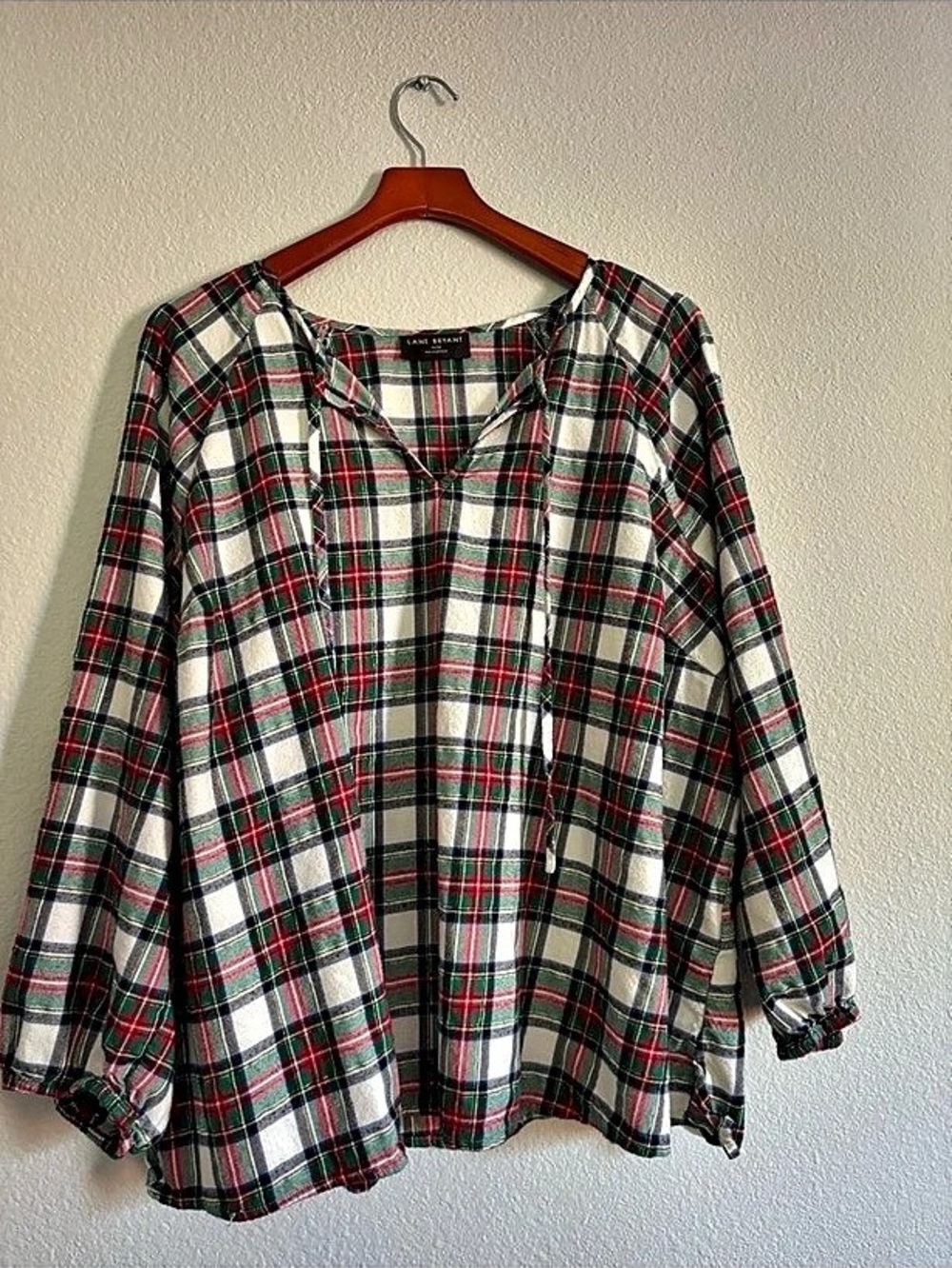 Lane Bryant Holiday Tartan Plaid
Tie-Neck Peasant Blouse 26/28